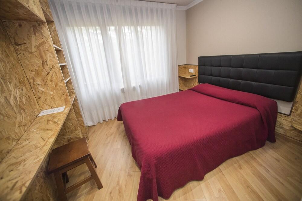 Hostal Vitorina Сория Екстериор снимка