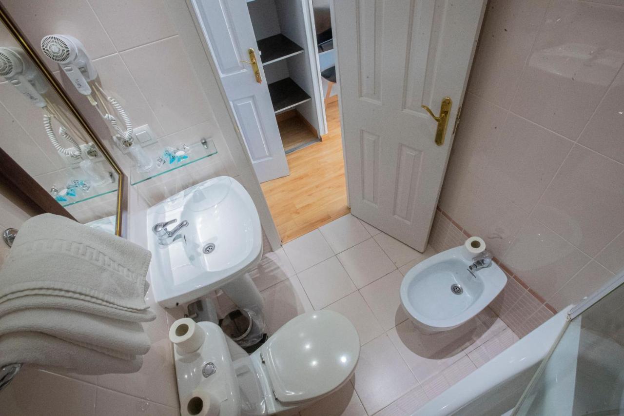 Hostal Vitorina Сория Екстериор снимка