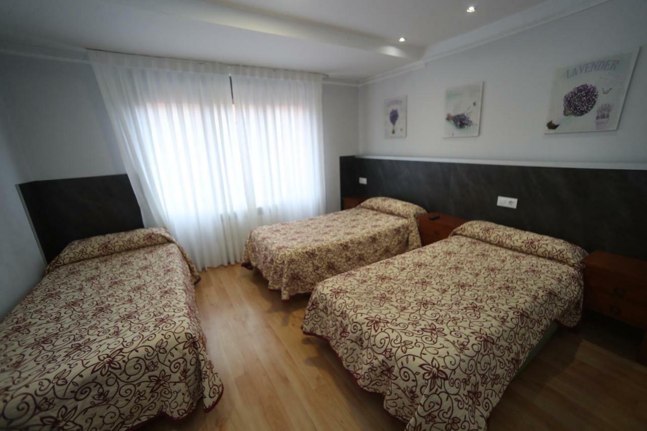 Hostal Vitorina Сория Екстериор снимка