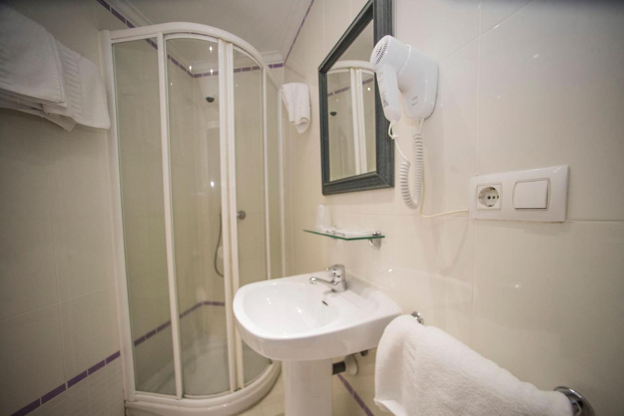 Hostal Vitorina Сория Екстериор снимка